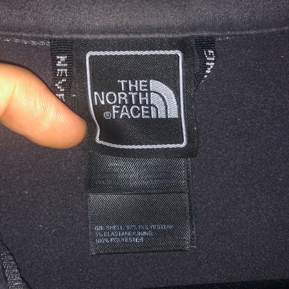 PRICE DROP!! North Face Jacket - Picture 7 of 8